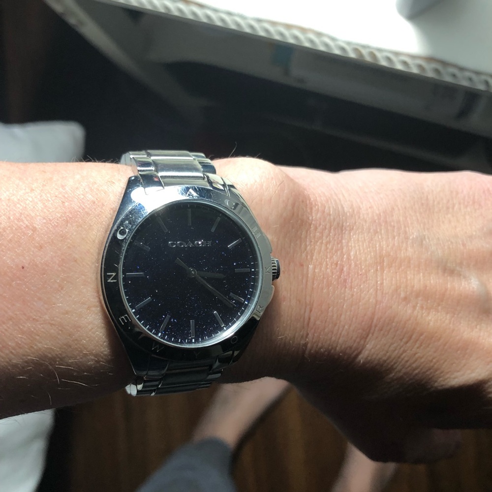 Watch - Picture 2 of 2